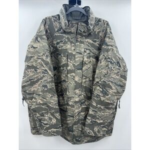US Air Force All-Purpose Gore-Tex parka in the Airman Battle Uniform Digital XL